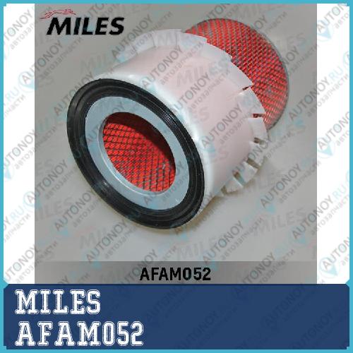 Фильтр воздушный Mitsubishi PAJERO 2.8TD/3.0V6 94- (Filtron AM468/4 Mann C16148 VIC A-3015S) AFAM052