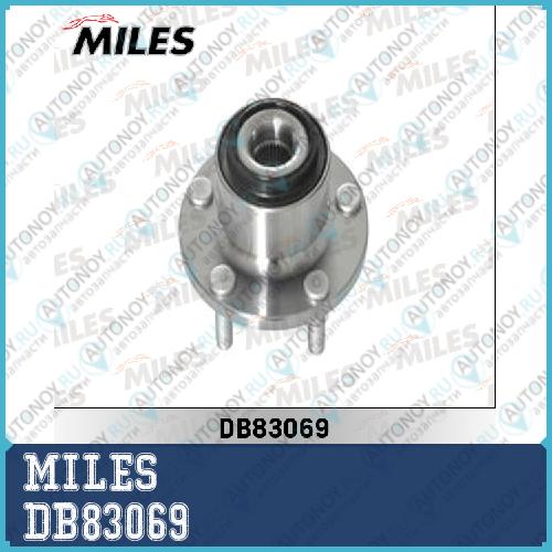 Ступица колеса передняя с подшипником VOLVO S40 II/C30/C70 04- (SKF VKBA6543) DB83069