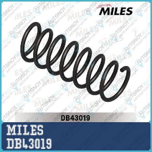 Пружина задней подвески Mazda 3 1.4/1.6/2.0/1.6DI 5дв. 03- (KYB RA6132) DB43019